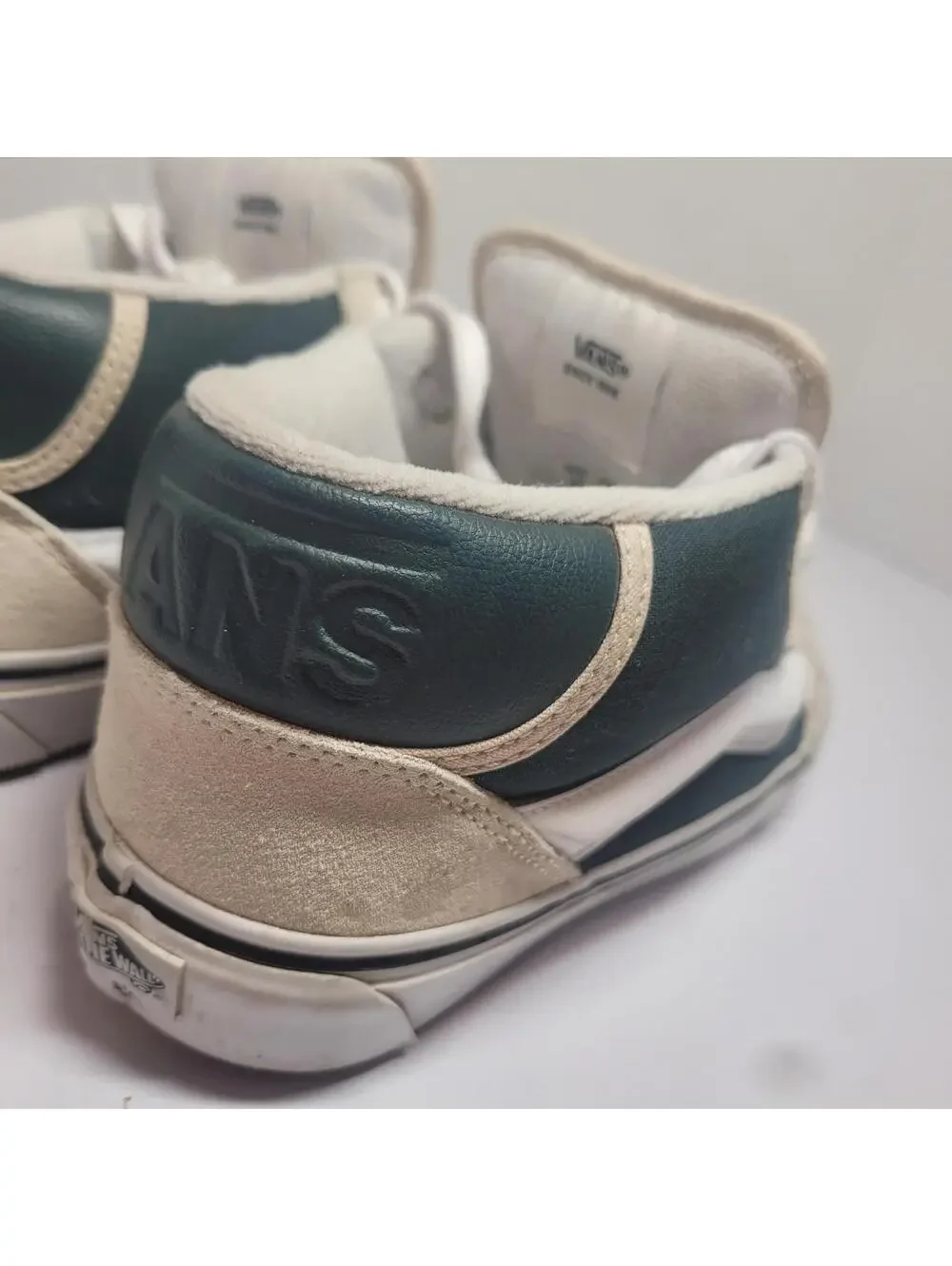 Vans Knu Mid Varsity Turtledove Men’s Athletic Sneaker Shoe Footwear 7.5
